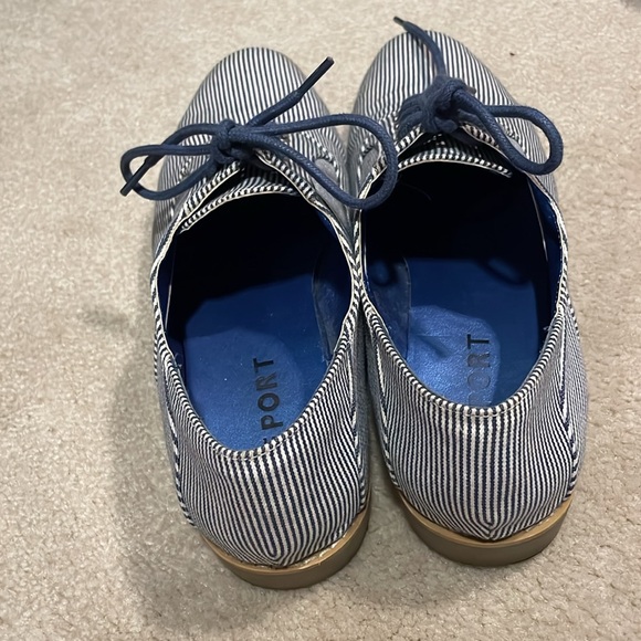 VINTAGE REPORT blue/white sneakers. Size 6.5. - Picture 3 of 6